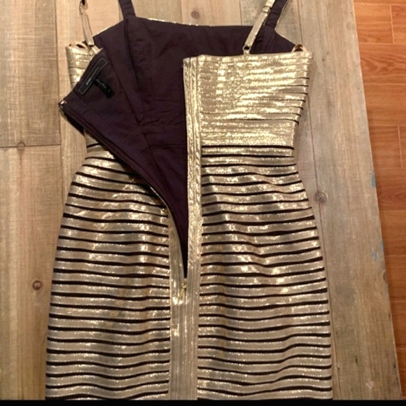 BCBG Max Azria Beret mesh metallic silk gold dress ๐ซ๐๐ซ - Picture 6 of 8